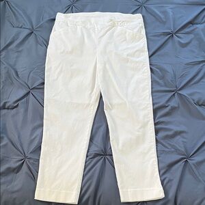 Chico's White Cropped Pants Size 3